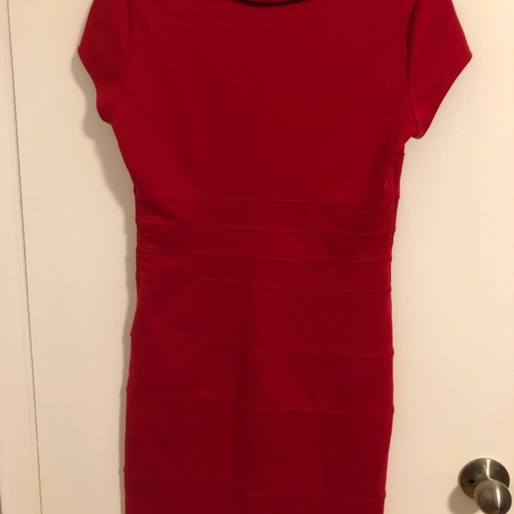 Dynamite red dress - Picture 3 of 8